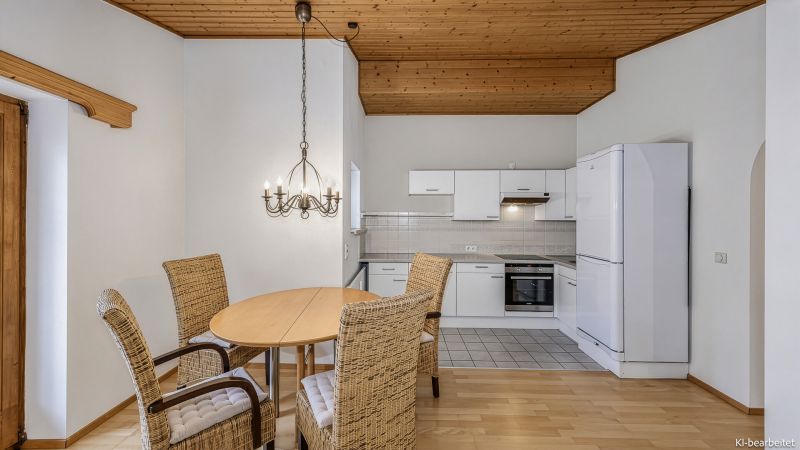 Dachgeschosswohnung mit schönem Bergblick / / 6370 Kitzbühel / Bild 5