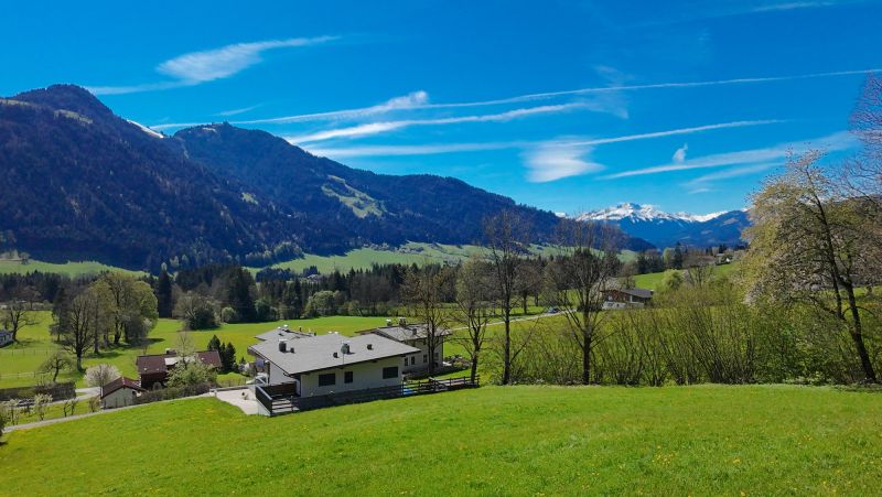 Baugrundstck in ruhiger, sonniger Aussichtslage