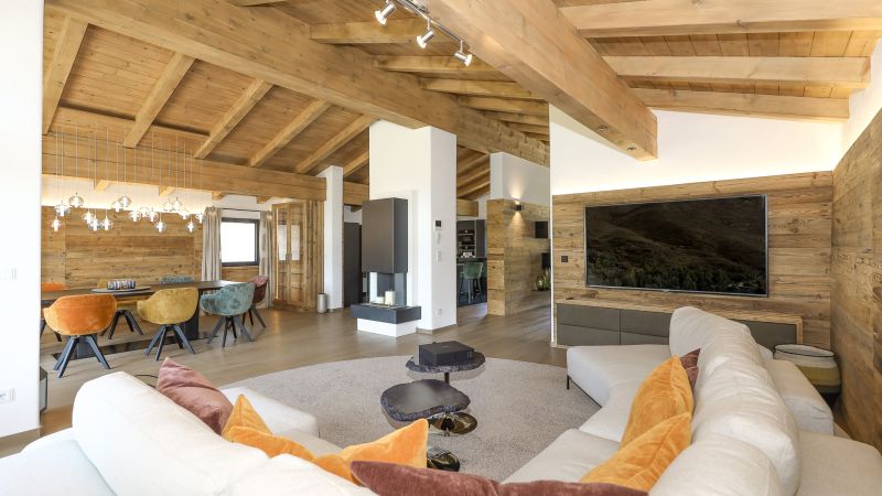 Exklusives Chalet mit Pool unmittelbar am Golfplatz /  / 6352 Ellmau / Bild 2