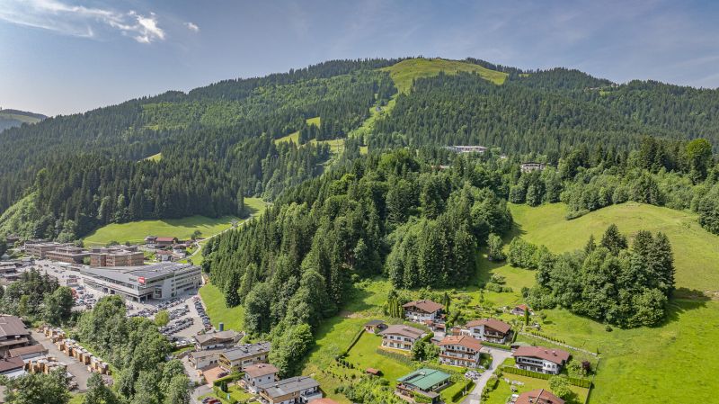 Grundst�ck in Toplage mit Baugenehmigung f�r 2 Luxusvillen /  / 6352&nbsp;Ellmau / Bild 2
