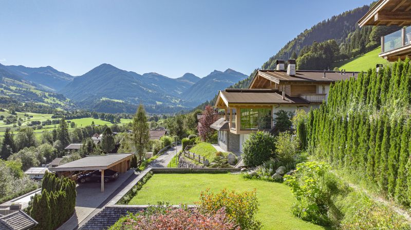 Exklusives Landhaus in traumhafter & unverbaubarer Aussichtslage /  / 6370 Kitzbhel / Bild 4