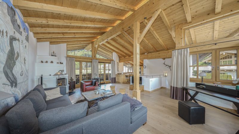 Exklusive Haushälfte in sonniger Top-Ruhelage / / 6373 Jochberg / Bild 3