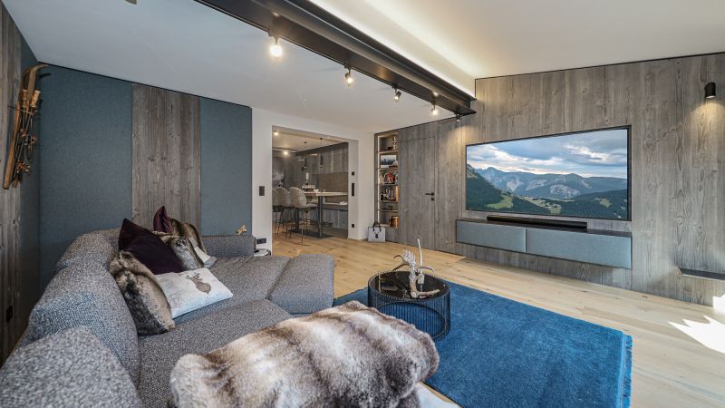 Exklusive Dachgeschosswohnung in Zentrumslage / / 6370 Kitzbühel / Bild 2