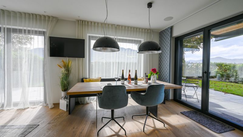 Luxus-Garten-Maisonette & Wellnessbereich mit Pool /  / 6380 St. Johann in Tirol / Bild 2