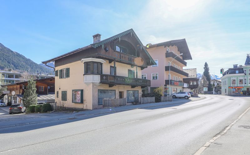 Stadthaus mit Baugenehmigung fr 4 Wohnungen /  / 6370 Kitzbhel / Bild 3