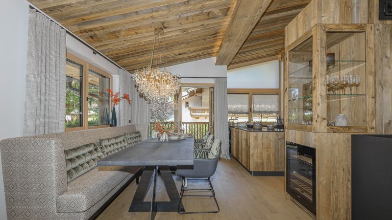 Neubauchalet am Sonnberg mit Blick auf den Hahnenkamm /  / 6370 Kitzbhel / Bild 8