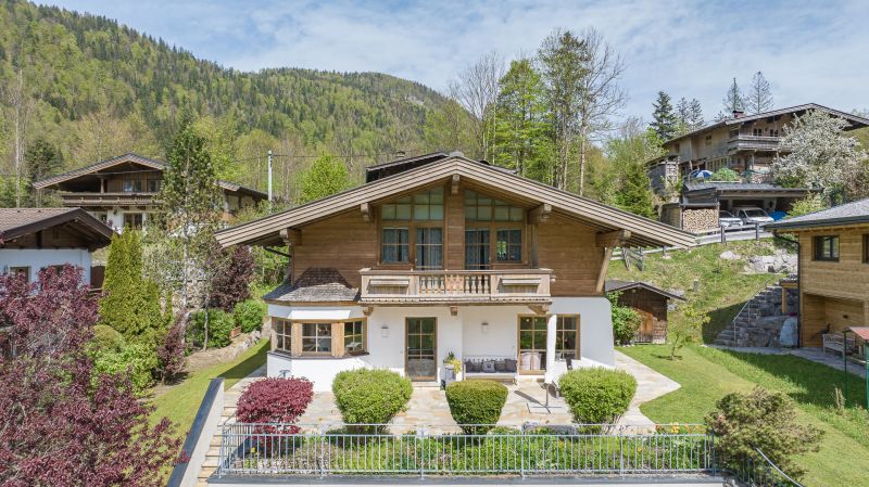 Grozgiges Einfamilienhaus in traumhafter Lage /  / 6382 Kirchdorf in Tirol / Bild 1