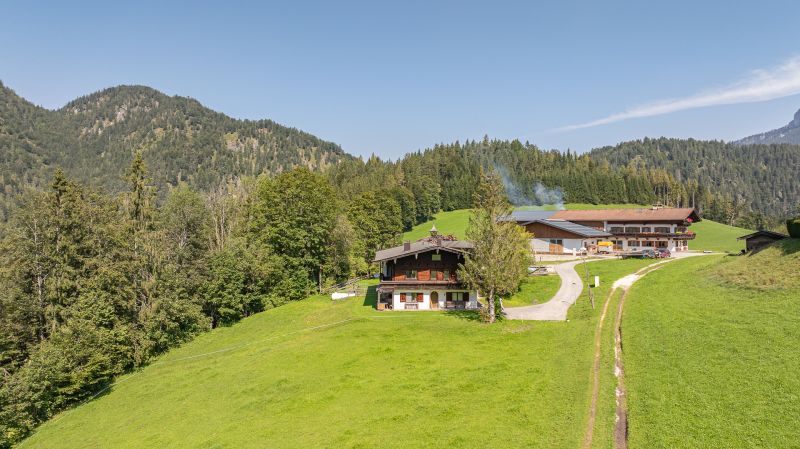 Bauernhaus mit Freizeitwohnsitz in idyllischer Ruhelage /  / 6384 Waidring / Bild 3