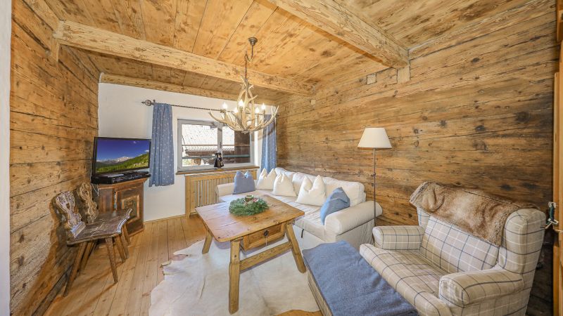 Exklusives Bauernhaus mit Freizeitwohnsitz /  / 6373&nbsp;Jochberg / Bild 9