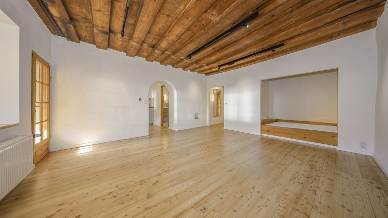 Freizeitwohnsitz in historischem Stadthaus mit Blick auf die Streif