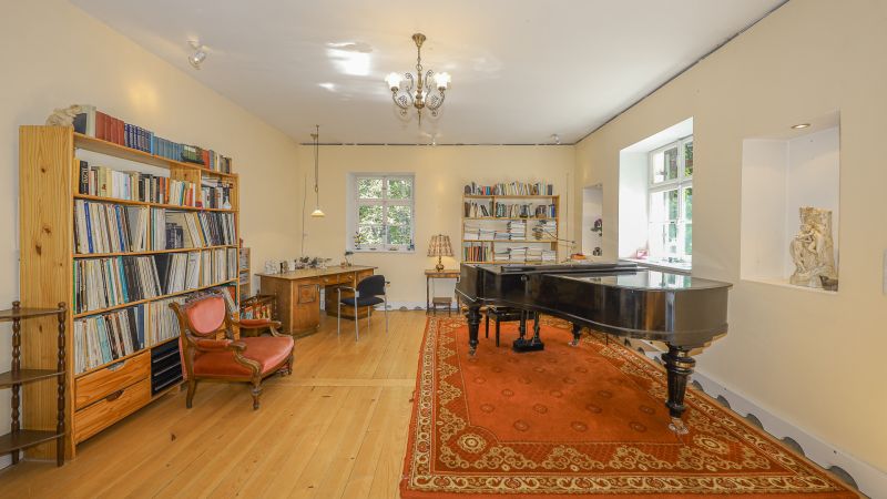 Historische Villa in idyllischer Lage / / 6600 Unterpinswang / Bild 7