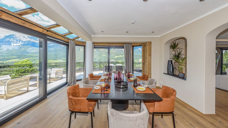 Luxusvilla in Top-Ruhelage mit unverbaubarem Kaiserblick / / 6352 Ellmau / Bild 6