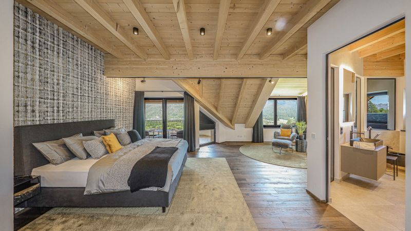 Luxusvilla in Top-Ruhelage mit unverbaubarem Kaiserblick / / 6352 Ellmau / Bild 8