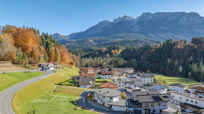 Sonniges Baugrundstück für Ihr neues Eigenheim / / 6342 Niederndorf / Bild 2