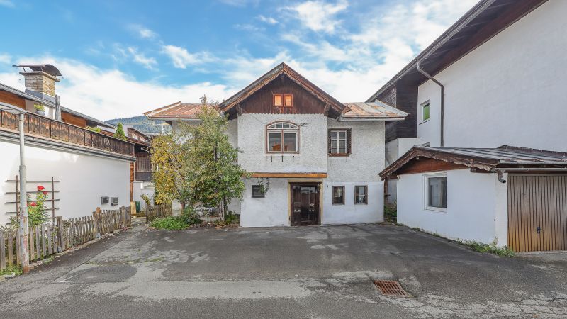 Knappenhaus in zentraler Ruhelage mit Bebauungsstudie /  / 6370&nbsp;Kitzb�hel / Bild 1