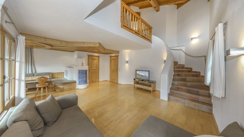 Großzügiges Landhaus mit Horn- und Kaiserblick / / 6370 Kitzbühel / Bild 6