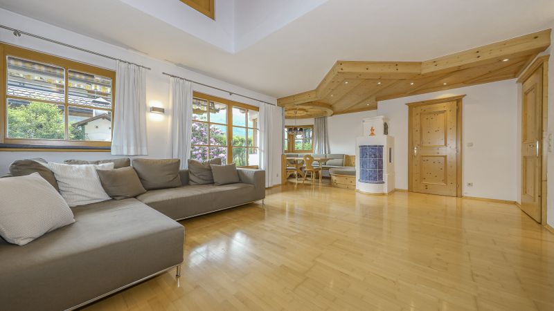 Großzügiges Landhaus mit Horn- und Kaiserblick / / 6370 Kitzbühel / Bild 9