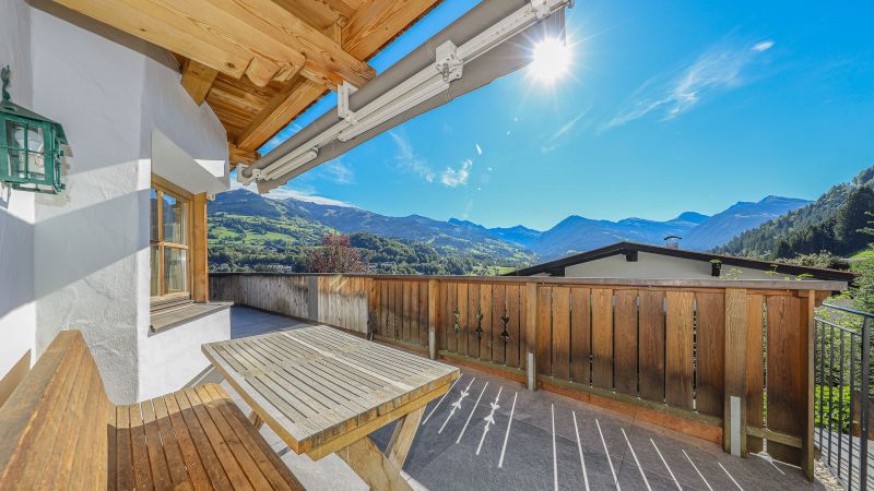Exklusives Landhaus in traumhafter & unverbaubarer Aussichtslage / / 6370 Kitzbühel / Bild 7