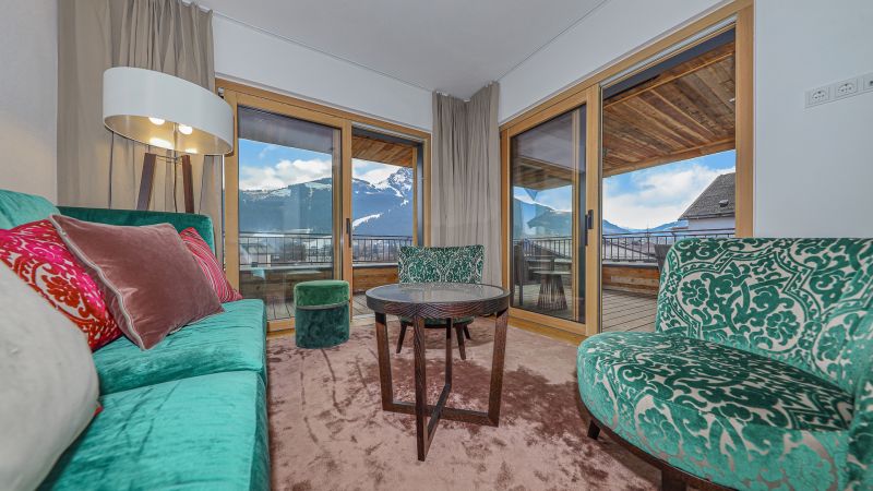 Exklusive Wohnung mit traumhaftem Ausblick in Toplage /  / 6372 Oberndorf in Tirol / Bild 2