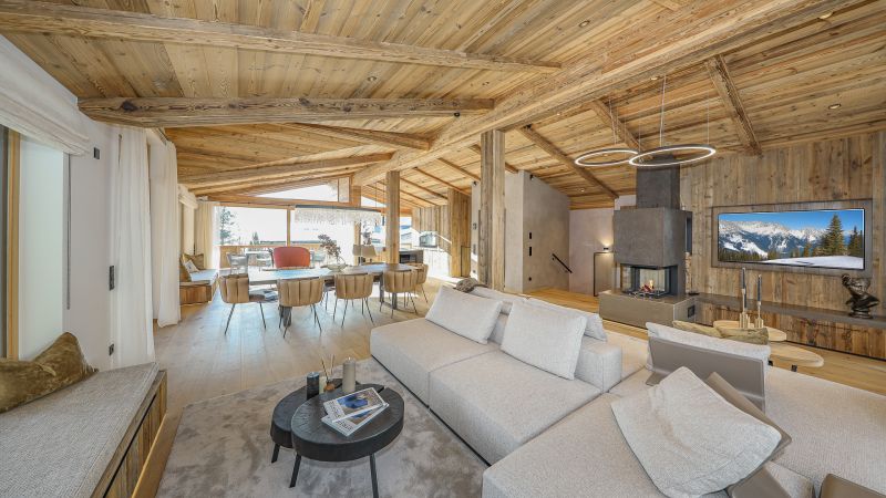 Luxuschalet mit Pool in Toplage am Fue des Wilden Kaiser /  / 6352 Ellmau / Bild 1
