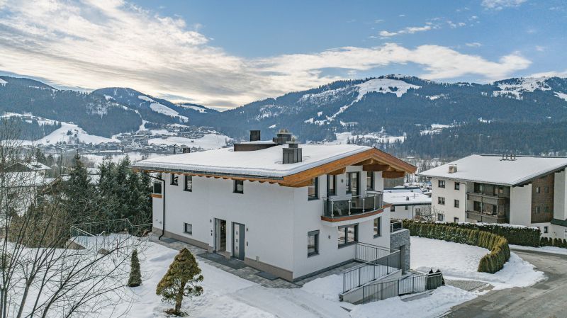 Grozgiger Neubau mit Panoramablick am Fue des Wilden Kaisers /  / 6352 Ellmau / Bild 3