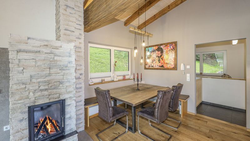 Hochwertiges Zweifamilienhaus in unverbaubarer Aussichtslage /  / 5731&nbsp;Hollersbach im Pinzgau / Bild 3