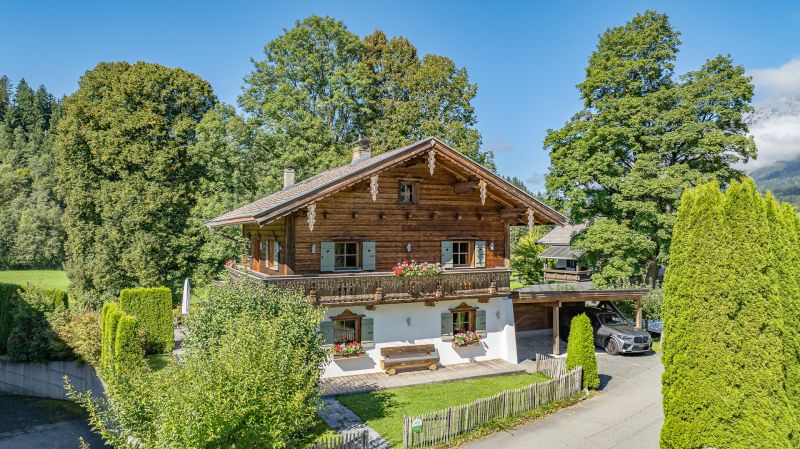 Gemtliches Alpenchalet in sonniger Ruhelage mit Kaiserblick /  / 6352 Ellmau / Bild 1