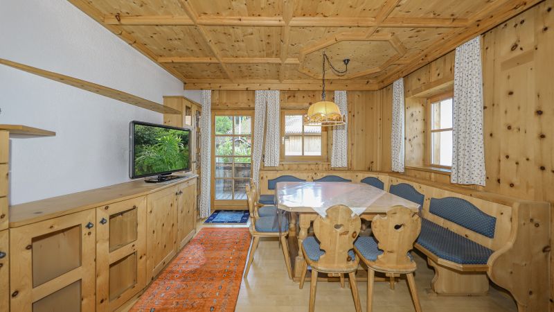 Charmantes Tirolerhaus in traumhafter Aussichtslage /  / 6112 Wattens / Bild 6