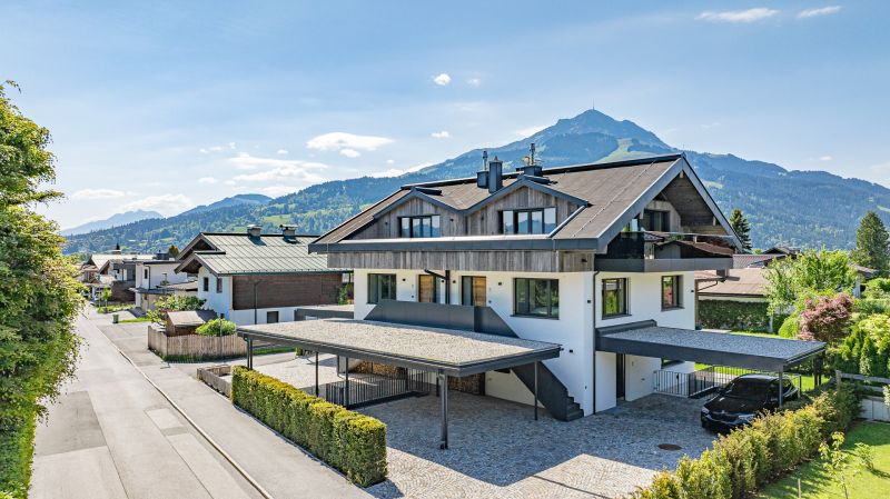 Exklusiver Neubau mit 4 Wohnungen in sonniger Toplage /  / 6380 St. Johann in Tirol / Bild 2