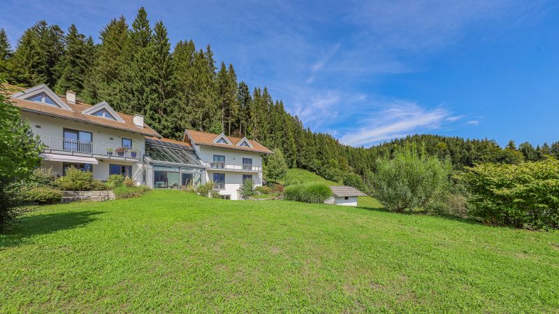 Luxuri�ses Anwesen mit Indoorpool in Toplage /  / 6330&nbsp;Kufstein / Bild 1