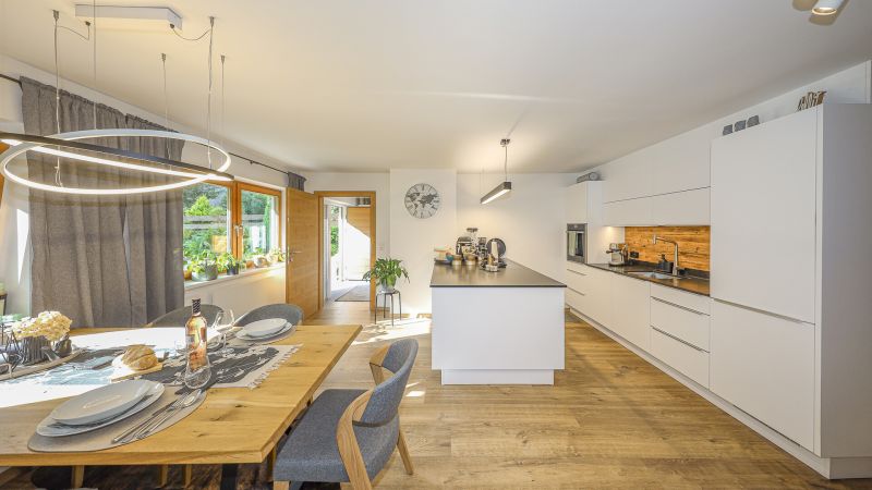 Grozgiges Mehrfamilienhaus mit 3 Wohnungen /  / 6361 Hopfgarten / Bild 5