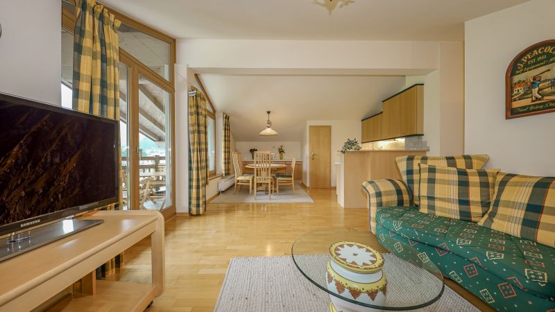 Dachgeschoss-Apartment mit schnem Ausblick /  / 6371 Aurach bei Kitzbhel / Bild 3