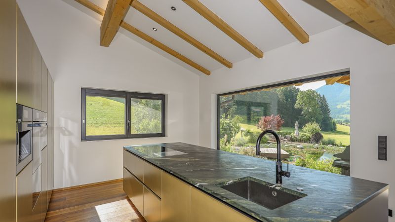 Exklusive Villa mit Schwimmteich in unverbaubarer Toplage /  / 5760 Saalfelden am Steinernen Meer / Bild 9
