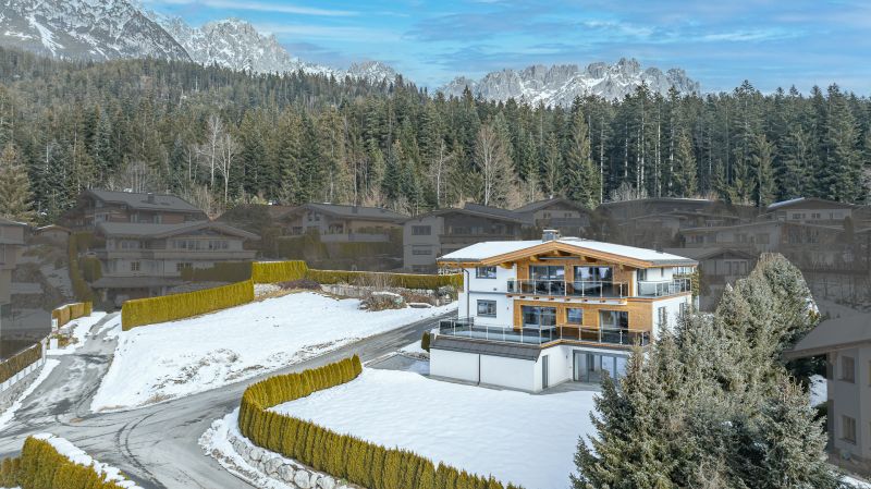 Grozgiger Neubau mit Panoramablick am Fue des Wilden Kaisers /  / 6352 Ellmau / Bild 1