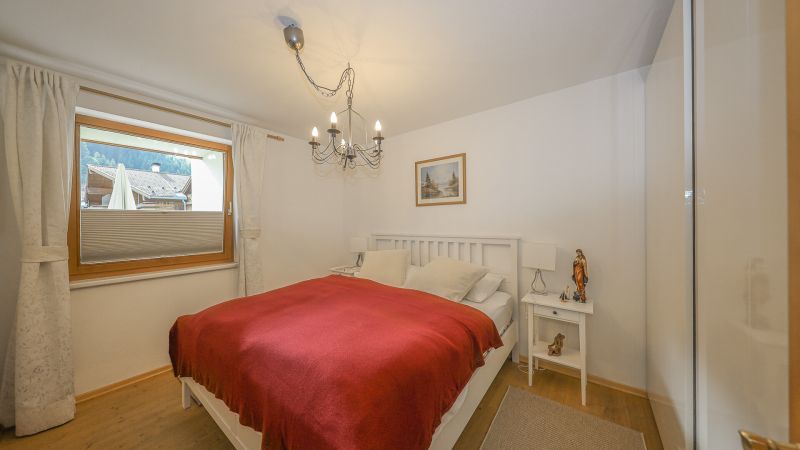 Gro�z�gige Wohnung in zentrumsnaher Ruhelage /  / 6370&nbsp;Kitzb�hel / Bild 9