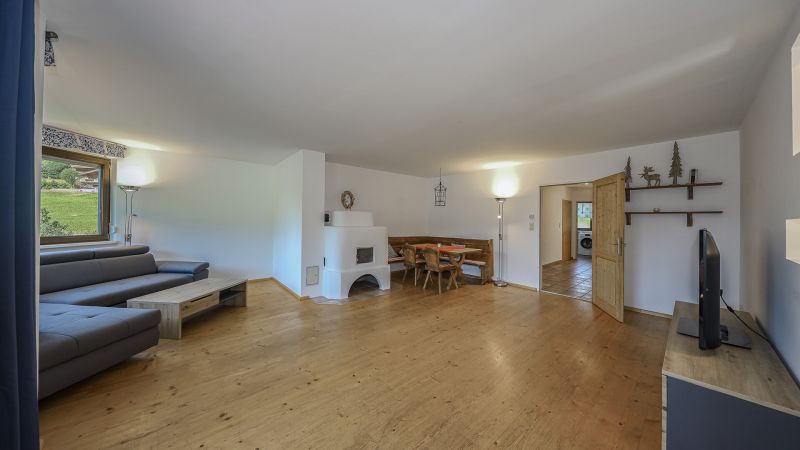 4-Zimmerwohnung mit traumhaftem Ausblick in sonniger Ruhelage / / 6373 Jochberg / Bild 2