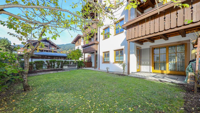 Grozgige Gartenwohnung in zentraler Ruhelage