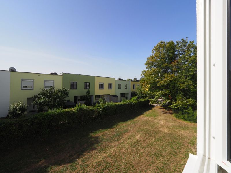 Gut angebunden & gemütlich: 3-Zimmer-Wohnung in Brunn am Gebirge! / / 2345 Brunn am Gebirge / Bild 1