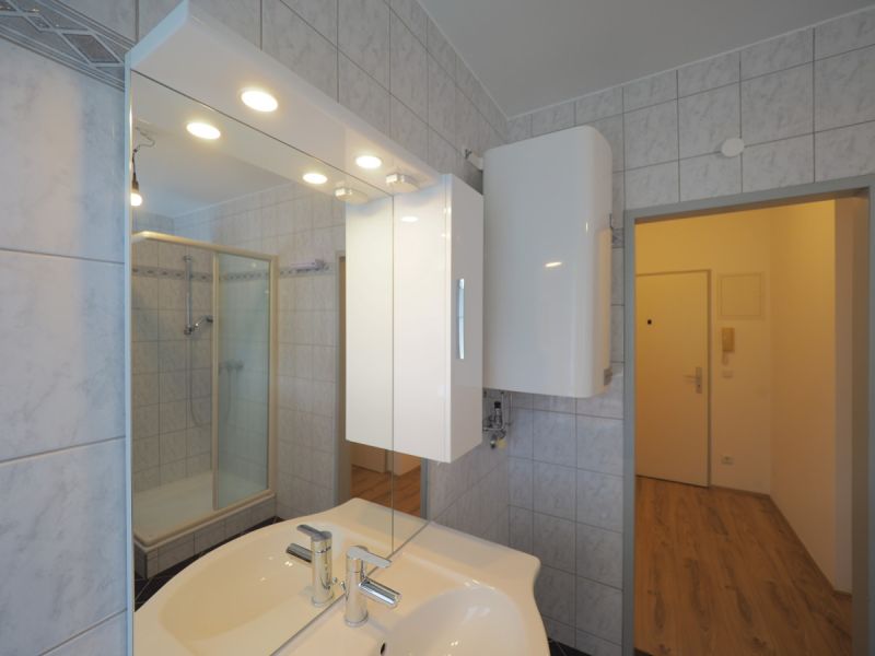 Machen Sie es sich gemtlich! Reizende Garconniere - Kraftplatz! 
Baden! /  / 2500 Baden / Bild 4