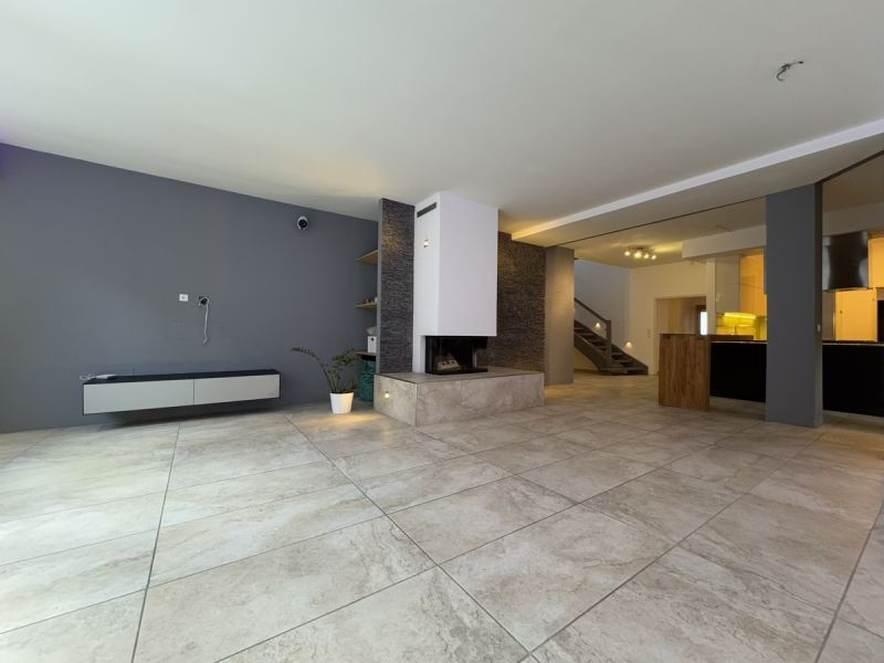 Wo sich leben und arbeiten gut anfhlen! 
Villa und Nebenhaus in Giehbl!
Wohn- und Firmensitz /  / 2372 Giehbl / Bild 7