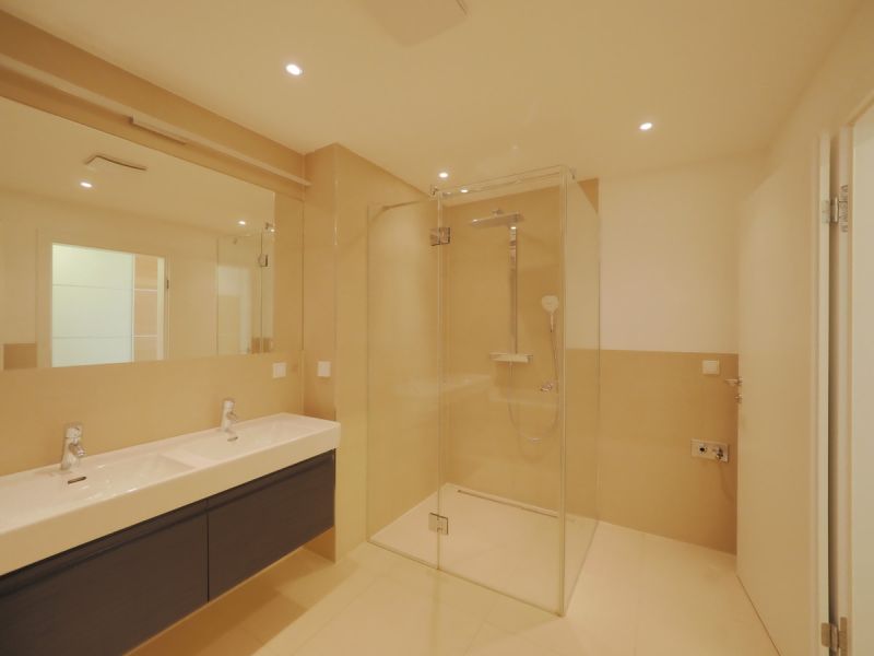 3 Zimmerwohnung mit groer Terrasse und zwei Garagenpltzen inklusive! /  / 2345 Brunn am Gebirge / Bild 2