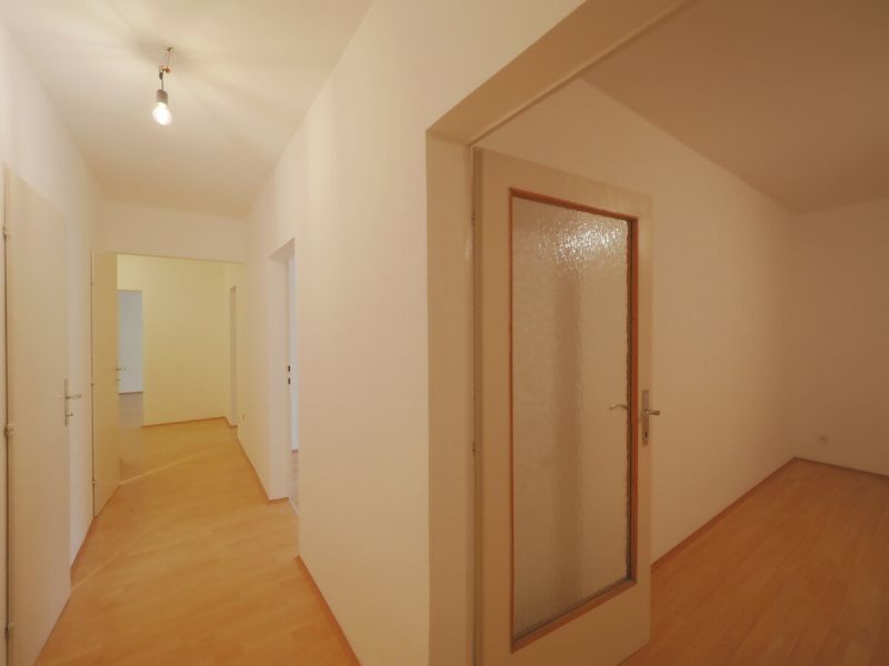 perfekt aufgeteilte 3 Zimmerwohnung n�he Naschmarkt in Hofruhelage! (WG-geeignet) /  / 1060&nbsp;Wien / Bild 2