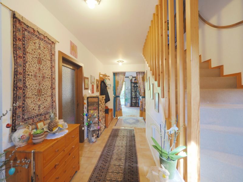 Behagliches Zuhause mit Garten & Potenzial in gut angebundener Lage Breitenfurt bei Wien! / / 2384 Breitenfurt bei Wien / Bild 2