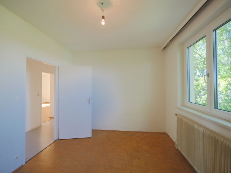 3 Zimmer, Loggia & ca. 70 m² ? Wohnung mit Entwicklungspotenzial in Maria Enzersdorf! / / 2344 Maria Enzersdorf / Bild 7