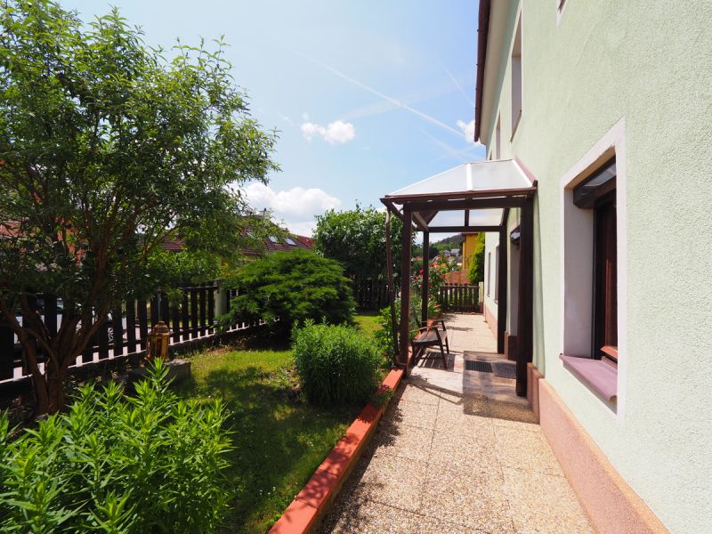 charmantes Einfamilienhaus mit groen Garten /  / 2560 Berndorf St. Veit / Bild 3