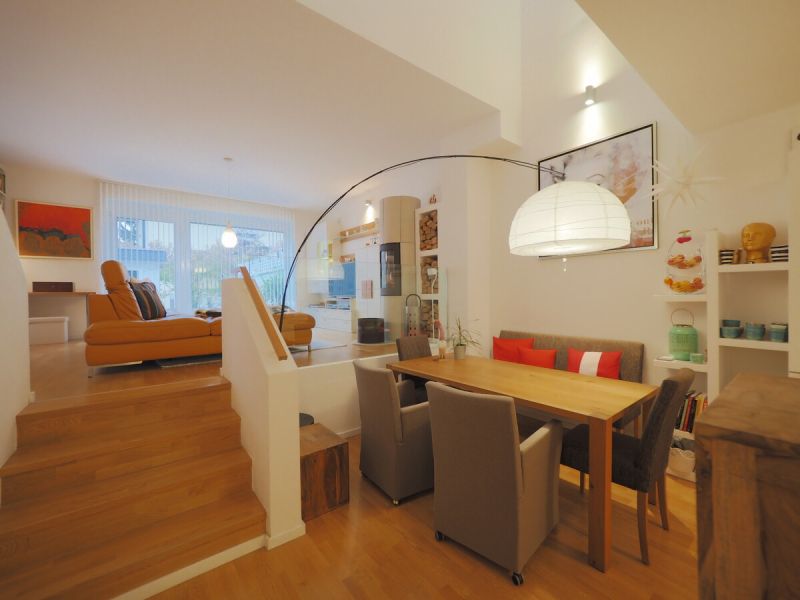 Nie wieder Platzprobleme! Zwei Reihenhuser zusammengefhrt mit 4 Stellpltzen! Mietkauf in Brunn am Gebirge! /  / 2345 Brunn am Gebirge / Bild 2