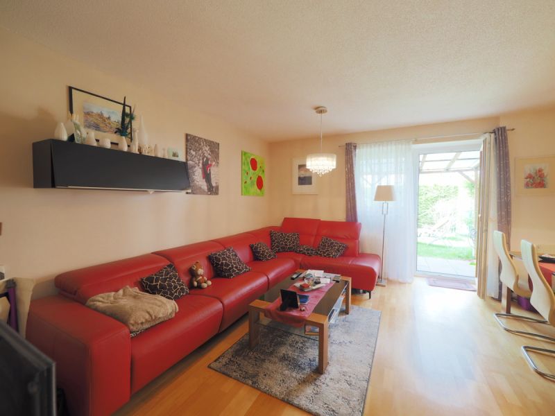 Gartenplauderei! Dreizimmermaisonette in Ruhelage mit Garten und Tiefgaragenplatz !<br />
Eigentumswohnung Perchtoldsdorf!