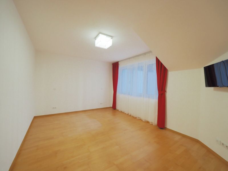 Familienfreundliches Haus mit Garten, unverbaubarem Gr�nblick & Garage, Brunn am Gebirge, N�he Wien! /  / 2345&nbsp;Brunn am Gebirge / Bild 9