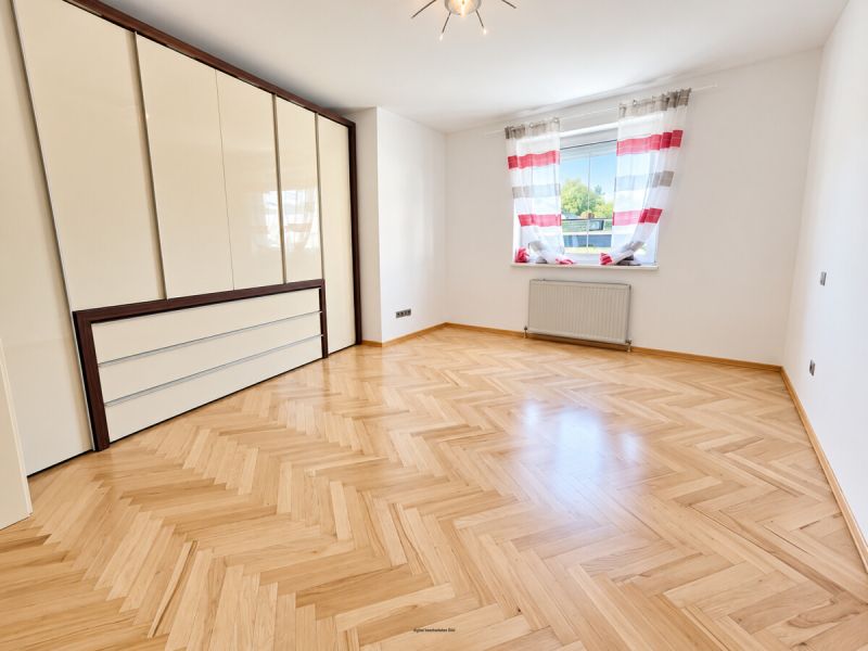 Viel Platz für die ganze Familie! Renovierte 7 Zimmer in Maria Enzersdorf. / / 2344 Maria Enzersdorf / Bild 4