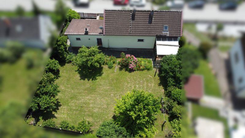 charmantes Einfamilienhaus mit groen Garten /  / 2560 Berndorf St. Veit / Bild 1